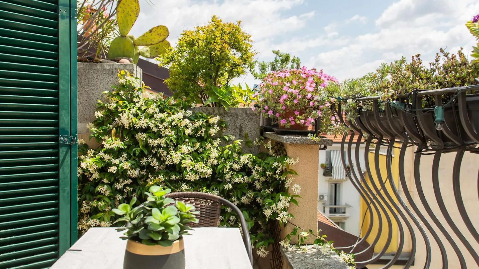 Sarpi Roof Apartment Milan