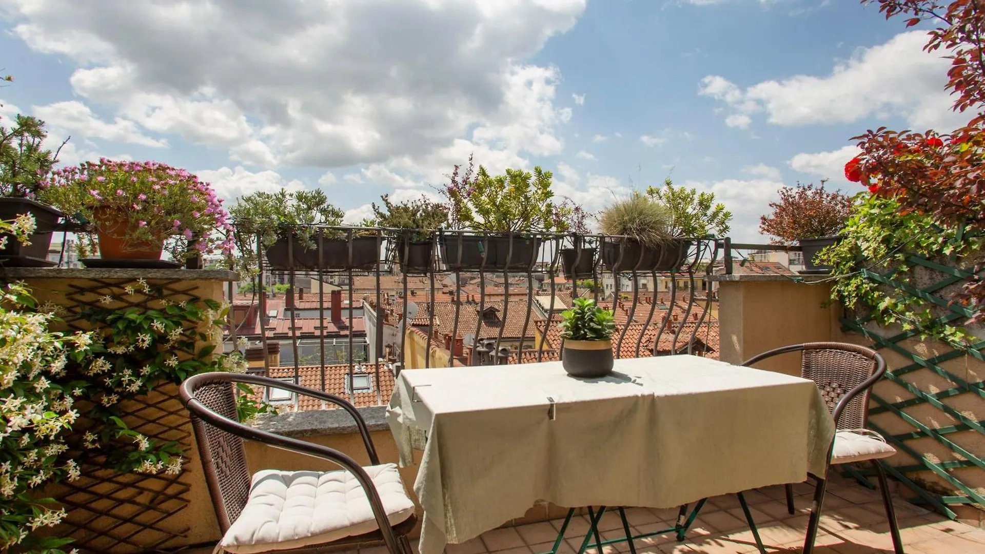 Sarpi Roof Apartment Milan Italy